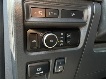 2023 Ford F-150 - image 16