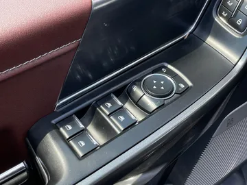 2023 Ford F-150 - image 24
