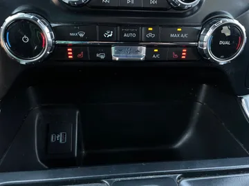 2023 Ford F-150 - image 25