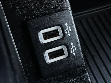 2019 Ford F-150 - image 25