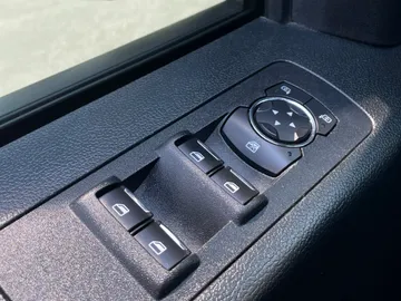2019 Ford F-150 - image 23