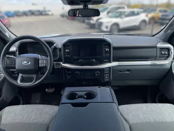 2023 Ford F-150 - image 4