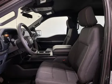 2024 Ford F-150 - image 3
