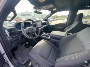 2024 Ford F-150 - image 9