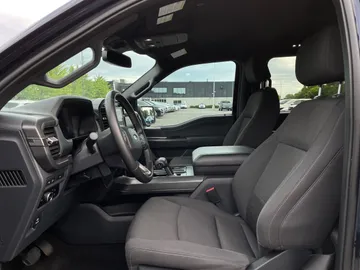2024 Ford F-150 - image 3