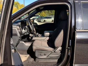 2024 Ford F-150 - image 8