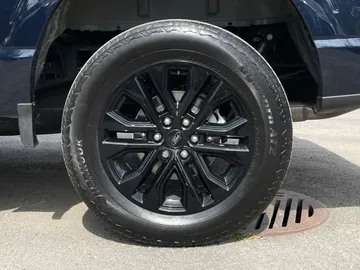 2024 Ford F-150 - image 7