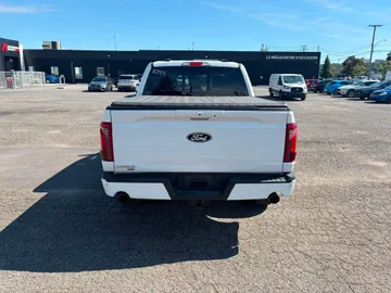 2025 Ford F-150 - image 7