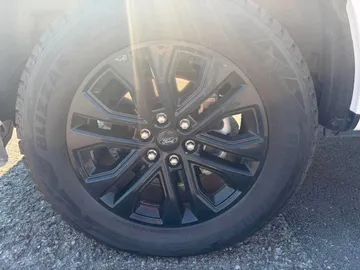 2025 Ford F-150 - image 10