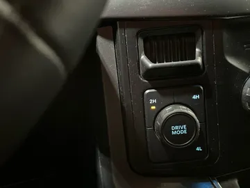2024 Ford F-150 - image 21