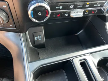 2024 Ford F-150 - image 27