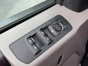 2019 Ford F-150 - image 21