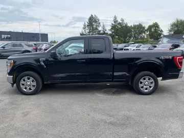 2022 Ford F-150 - image 4