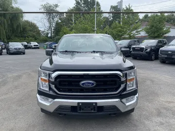 2022 Ford F-150 - image 2