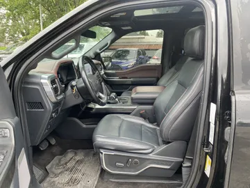 2022 Ford F-150 - image 8