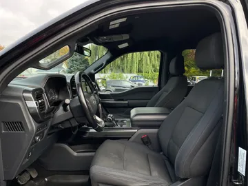 2022 Ford F-150 - image 3