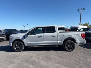 2023 Ford F-150 - image 4
