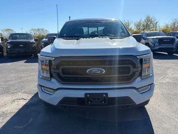 2023 Ford F-150 - image 2
