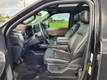2022 Ford F-150 - image 8