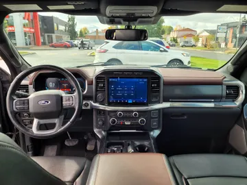 2022 Ford F-150 - image 9