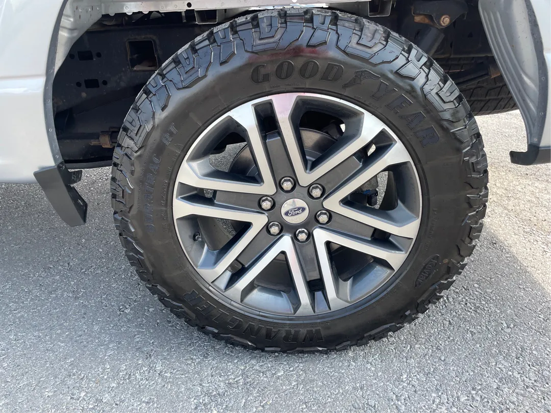 2023 Ford F-150 — photo 5