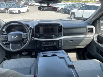 2023 Ford F-150 - image 4