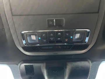 2023 Ford F-150 - image 20