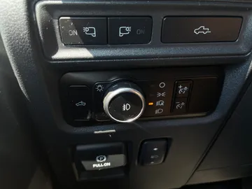2023 Ford F-150 - image 17