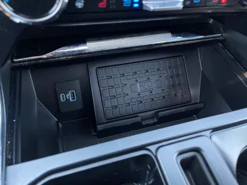 2023 Ford F-150 - image 32