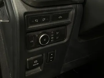 2022 Ford F-150 - image 30