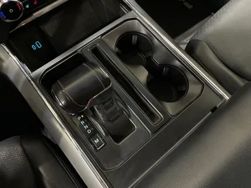 2022 Ford F-150 - image 28