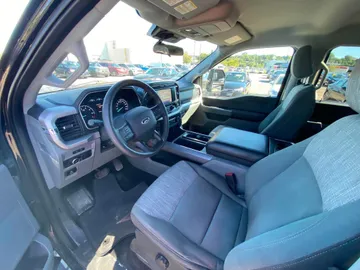 2023 Ford F-150 - image 8