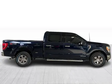 2022 Ford F-150 Hybrid - image 2