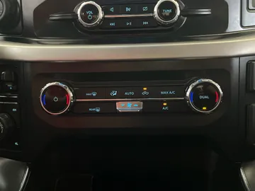 2022 Ford F-150 Hybrid - image 21