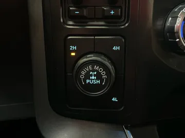 2022 Ford F-150 Hybrid - image 22