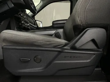 2022 Ford F-150 Hybrid - image 17