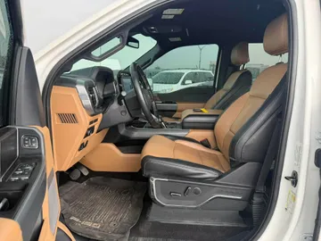 2022 Ford F-150 - image 8