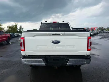 2022 Ford F-150 - image 6