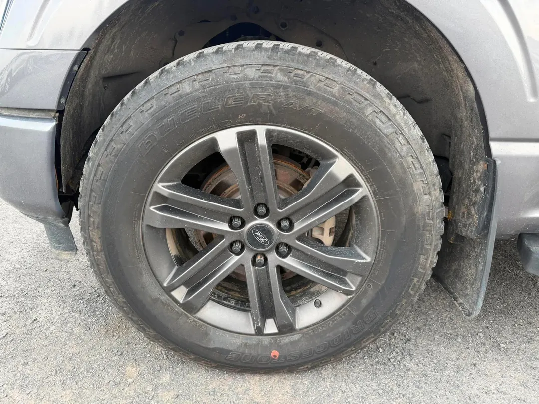 2022 Ford F-150 Hybrid — photo 6