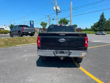 2023 Ford F-150 - image 6