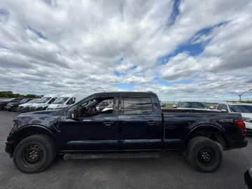 2025 Ford F-150 - image 4