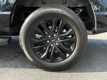 2024 Ford F-150 - image 7