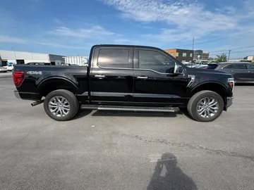 2024 Ford F-150 - image 3