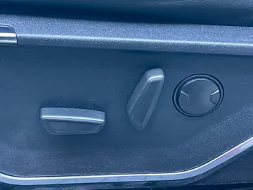 2024 Ford F-150 Hybrid - image 23