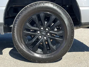2024 Ford F-150 - image 7