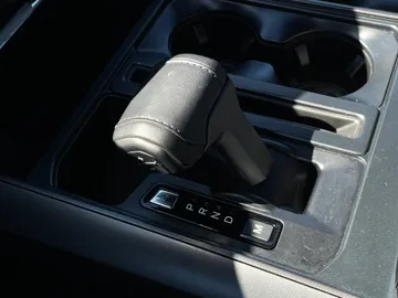 2024 Ford F-150 - image 32