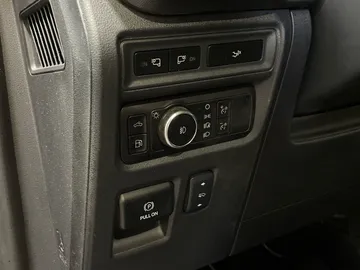 2024 Ford F-150 Hybrid - image 29
