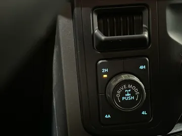 2024 Ford F-150 Hybrid - image 22