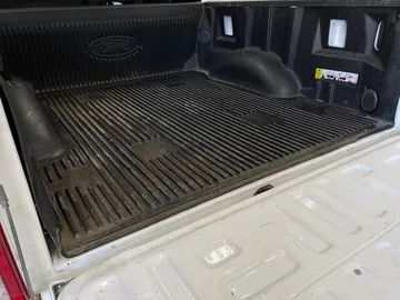 2024 Ford F-150 Hybrid - image 32