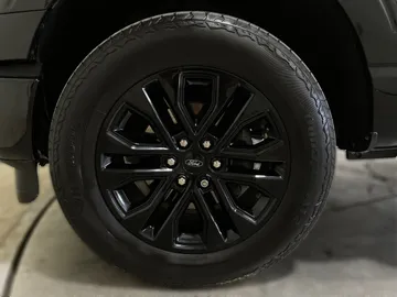2024 Ford F-150 - image 7